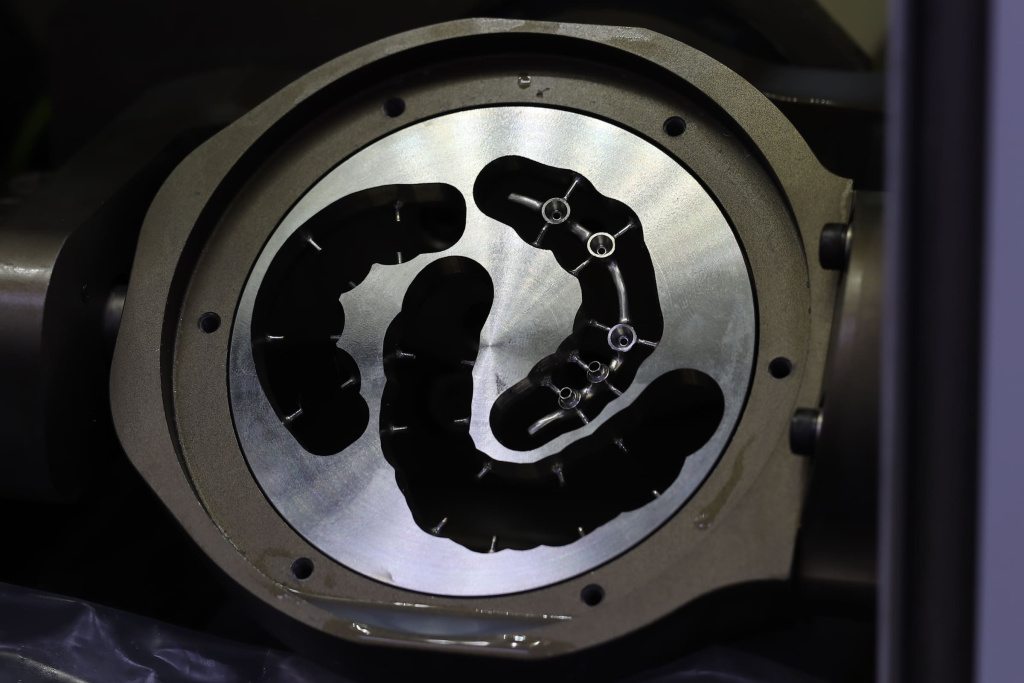 Фрезерный центр